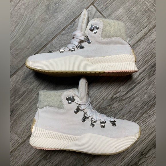 Sorel 🤍 Out N About‎ III Conquest Booties - Picture 5 of 7